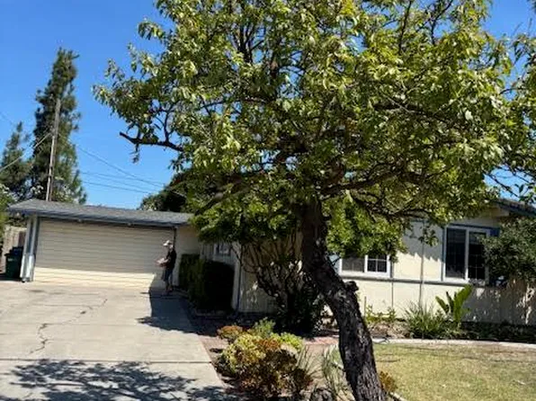 3802 N Stanislaus St, Stockton, CA 95204