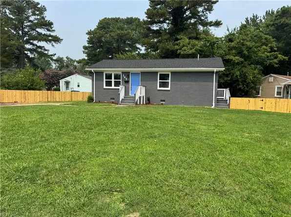 147 Allard Rd, Portsmouth, VA 23701