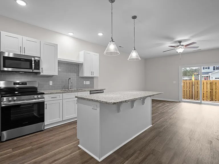 1574 Dusk Cv NE — Photo 12