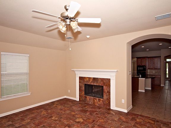 5th image of 9736 Ellery Ave