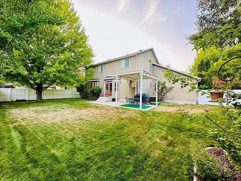 388 E Mountain Berry Dr — Photo 19