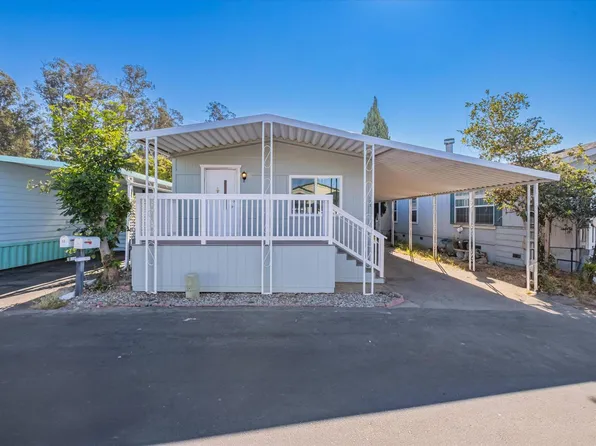 789 Green Valley Rd Spc 123, Watsonville, CA 95076
