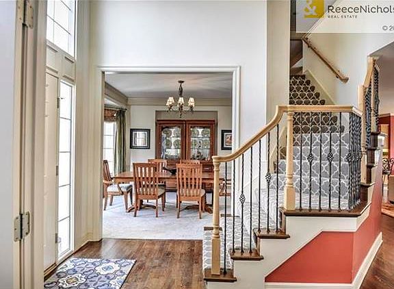 New carpet on stairs!