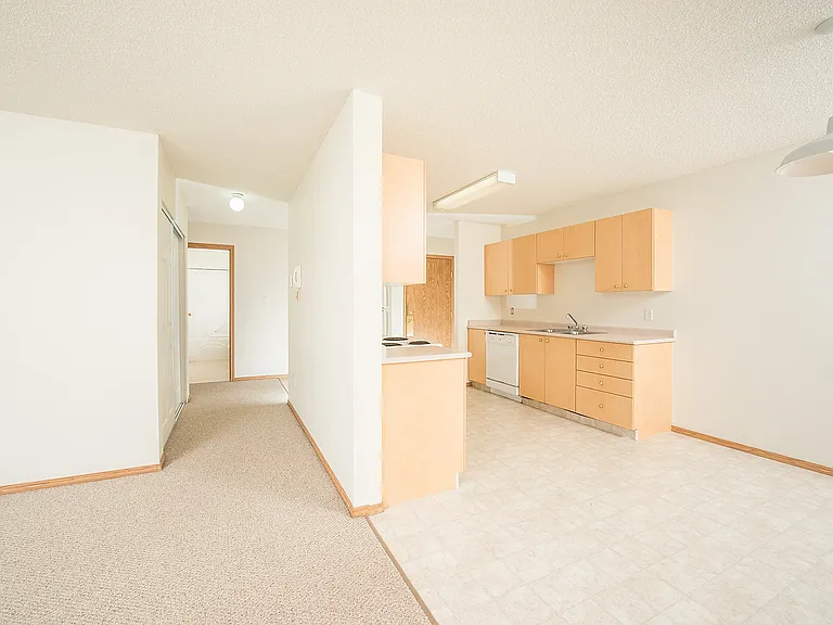 620 King St — Photo 11