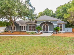 232 Meadowlark Ln, Mcqueeney, TX 78123