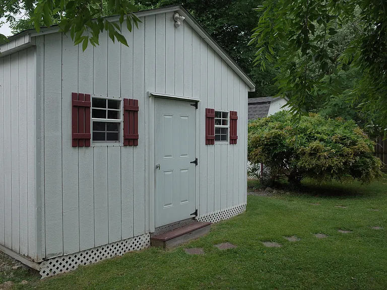 103 Irving St — Photo 20
