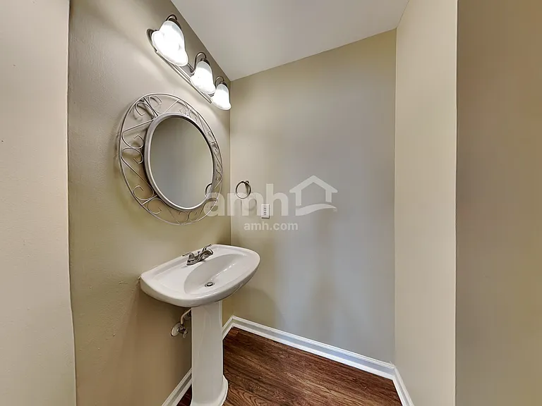 1941 Sterling Hill Dr — Photo 11