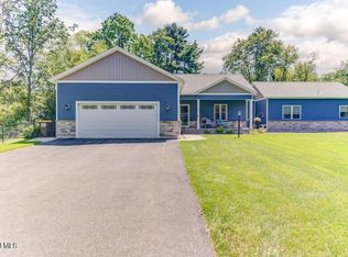 175 Haigh Rd, Schenectady, NY 12302