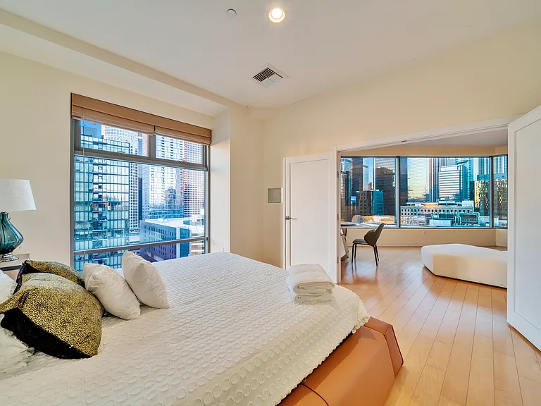 801 S Grand Ave #1760 — Photo 18
