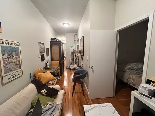 Rented by Mdays Realty | media 13