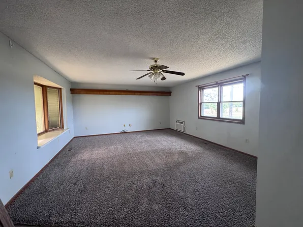 3171 County Road 6450, Neodesha, KS 66757