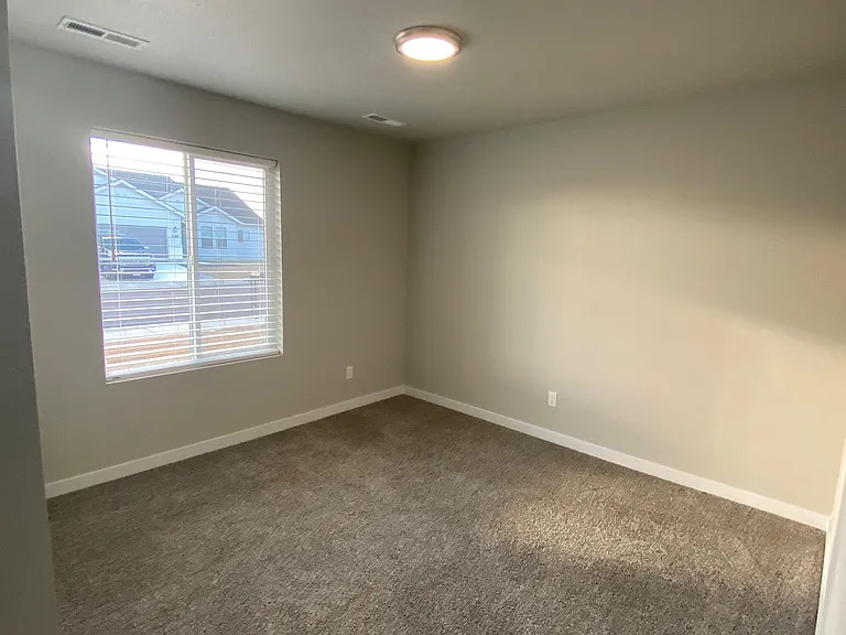 2882 N Klemmer Ave — Photo 12