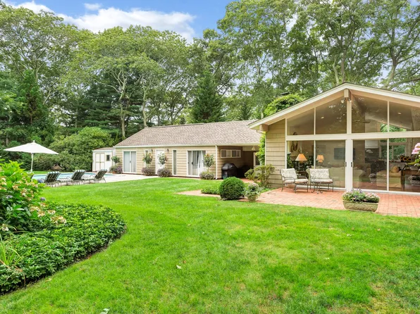 182 Cove Hollow Rd, East Hampton, NY 11937