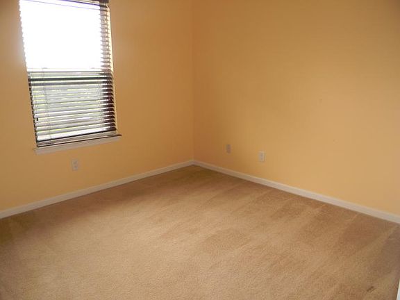 3rd image of 9 Eagles Nest Ln #1505