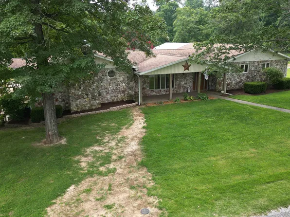 9230 State Route 146 E, Dongola, IL 62926