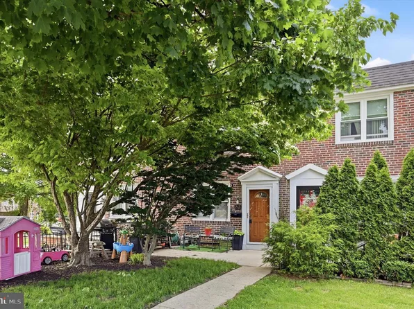 212 Gramercy Dr, Clifton Heights, PA 19018