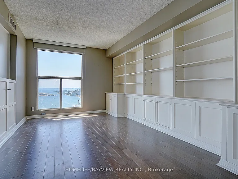 99 Harbour Sq #3108 — Photo 17