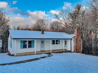 212 Phillips Rd, Spruce Pine, NC 28777