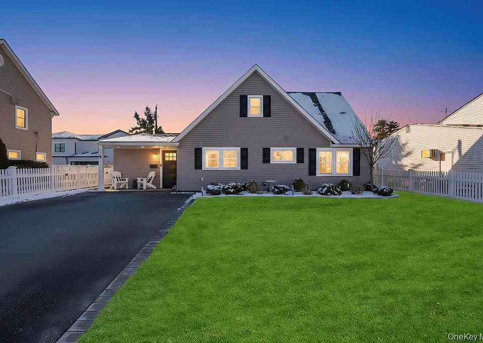 1st image of 10 Petal Lane