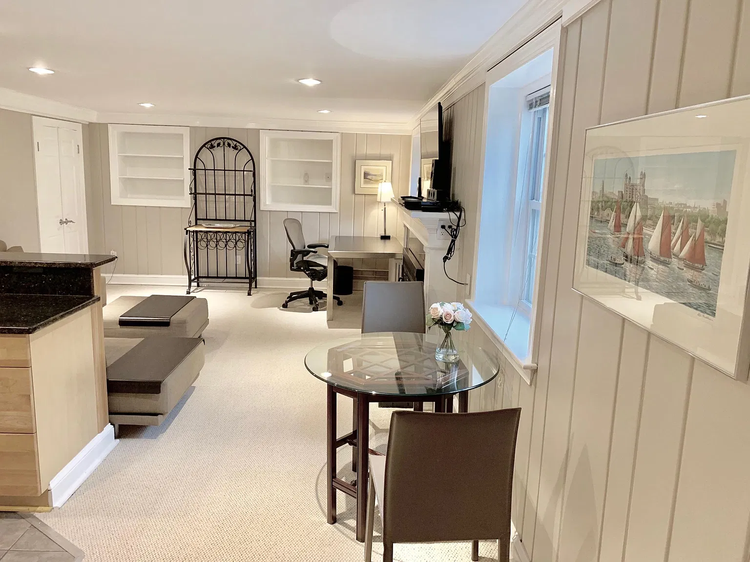 3828 Cathedral Avenue NW — Photo 2