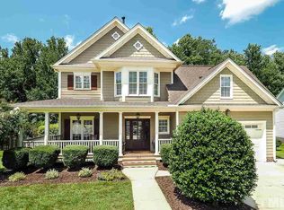 517 Lake Gaston Dr, Fuquay Varina, NC 27526