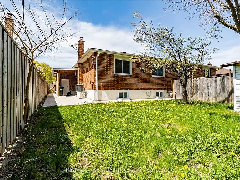 17 Manitou Cres #BASEMENT — Photo 17
