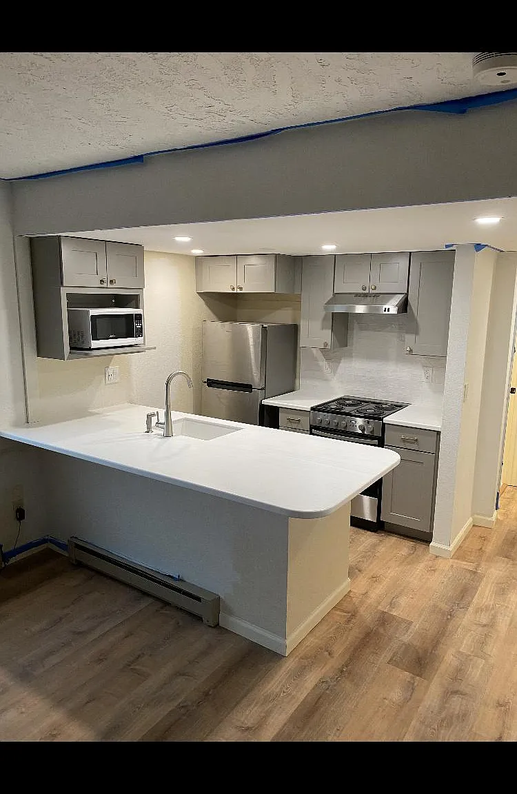 207 Lake Dr — Photo 1