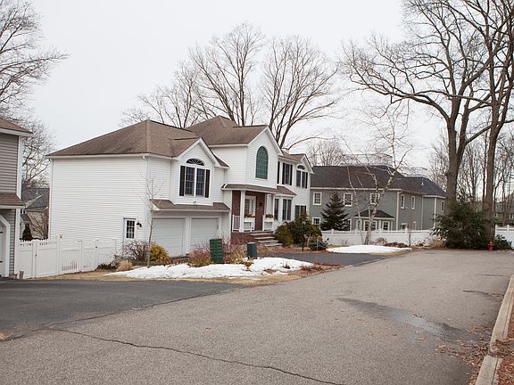 2nd image of 20 Lucey Dr