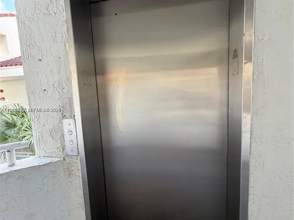 8205 SW 152nd Ave APT F-416, Miami, FL 33193