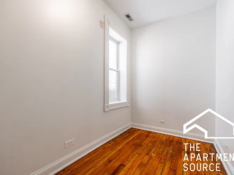 1847 S Loomis St #2 — Photo 10