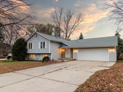 907 6th St NW, Kasson, MN, 55944