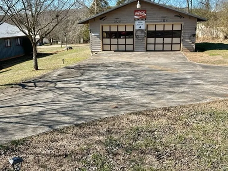 1354 Fork Rd — Photo 2