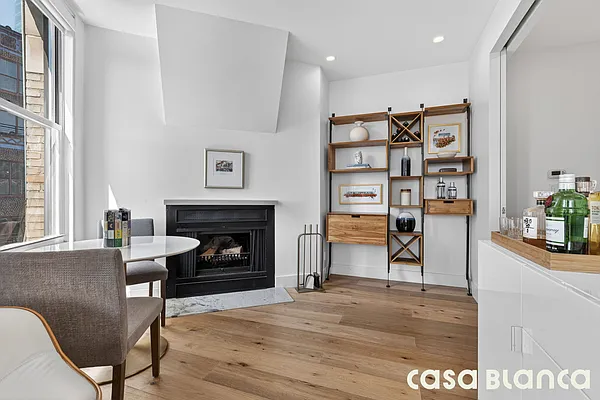 Living room, photo 4