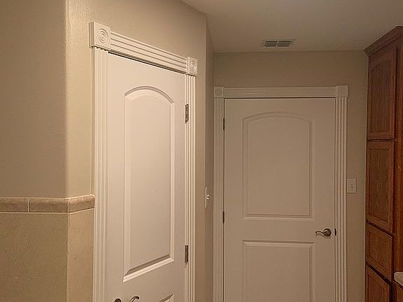3rd image of 1621 Christians Cir