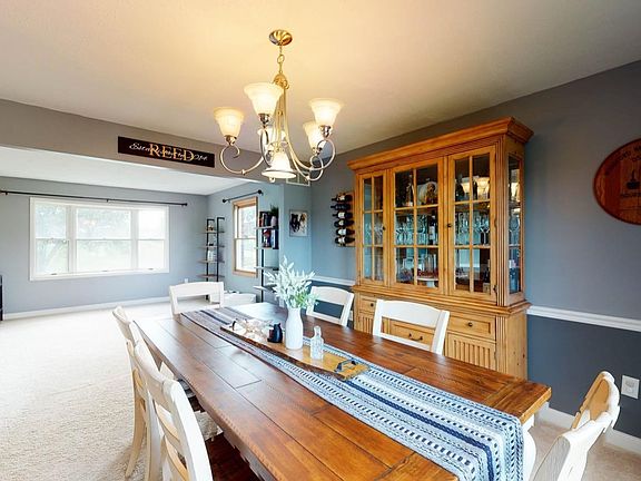 5th image of 8237 Paddington Ct