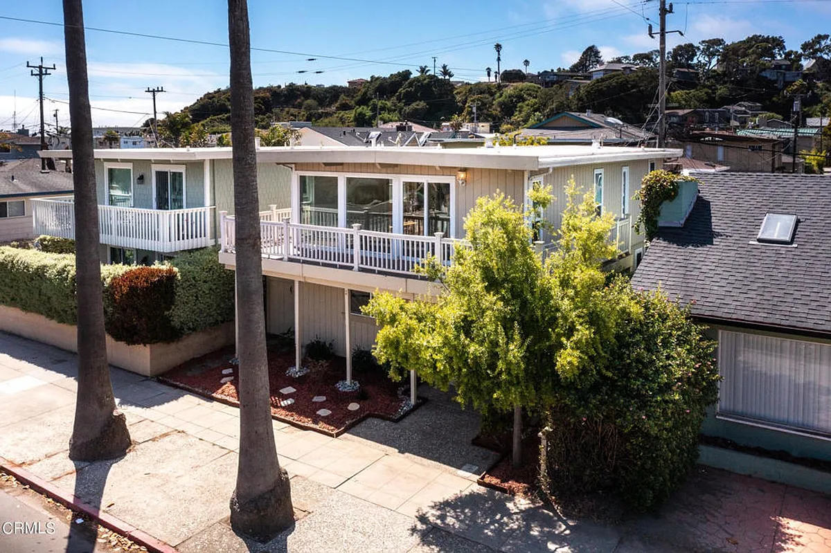 Building Photo - 205 Aptos Beach Dr