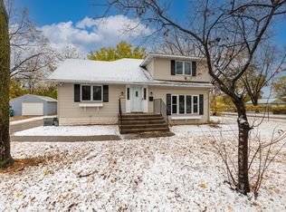 5418 Bryant Ave N, Brooklyn Center, MN 55430