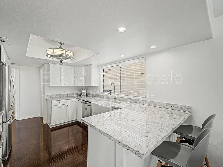 3910 E Rosemonte Dr — Photo 11