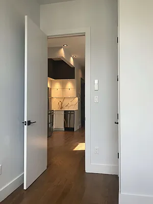 Rented by EXR | media 44