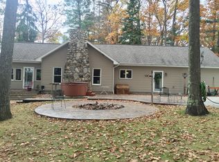 7697 Nicole Dr, South Branch, MI 48761