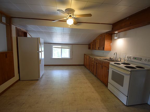 2nd image of 209 Cathcart St