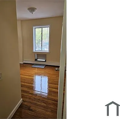 3 bed, 900 sqft, $3,464 — Photo 4