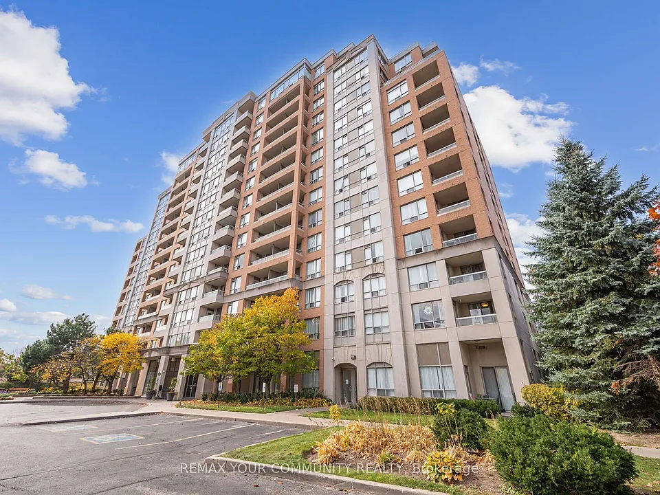 9 Northern Heights Dr E #916