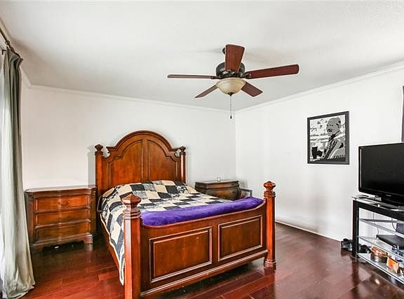 5th image of 301 Wall Blvd