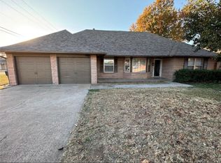 3101 N Briarcliff Ave, Bethany, OK 73008