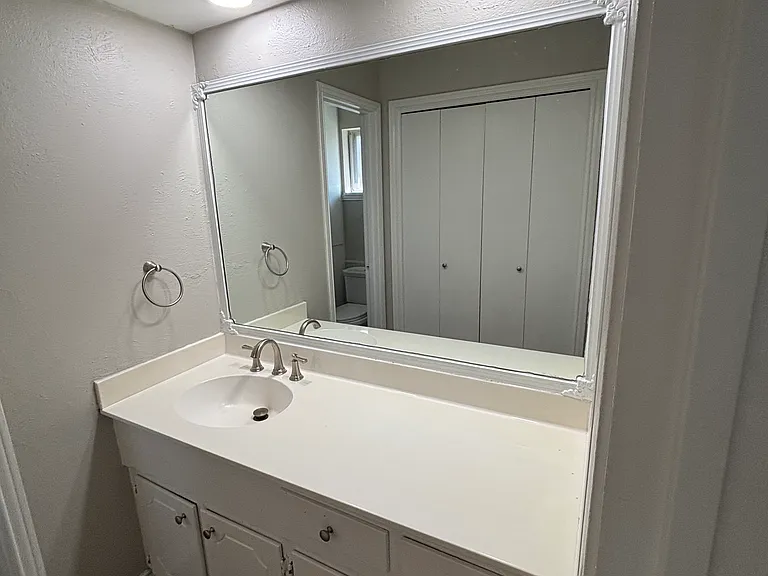 3210 Konet St — Photo 23