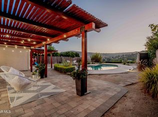 5839 Parkmor Rd, Calabasas, CA 91302