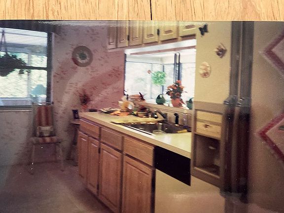 4th image of 1346 30th Ave