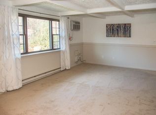 23 Spencer Rd APT 32F, Boxboro, MA 01719
