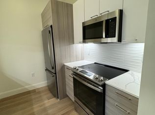 1086 Commonwealth Ave #417, Boston, MA 02215